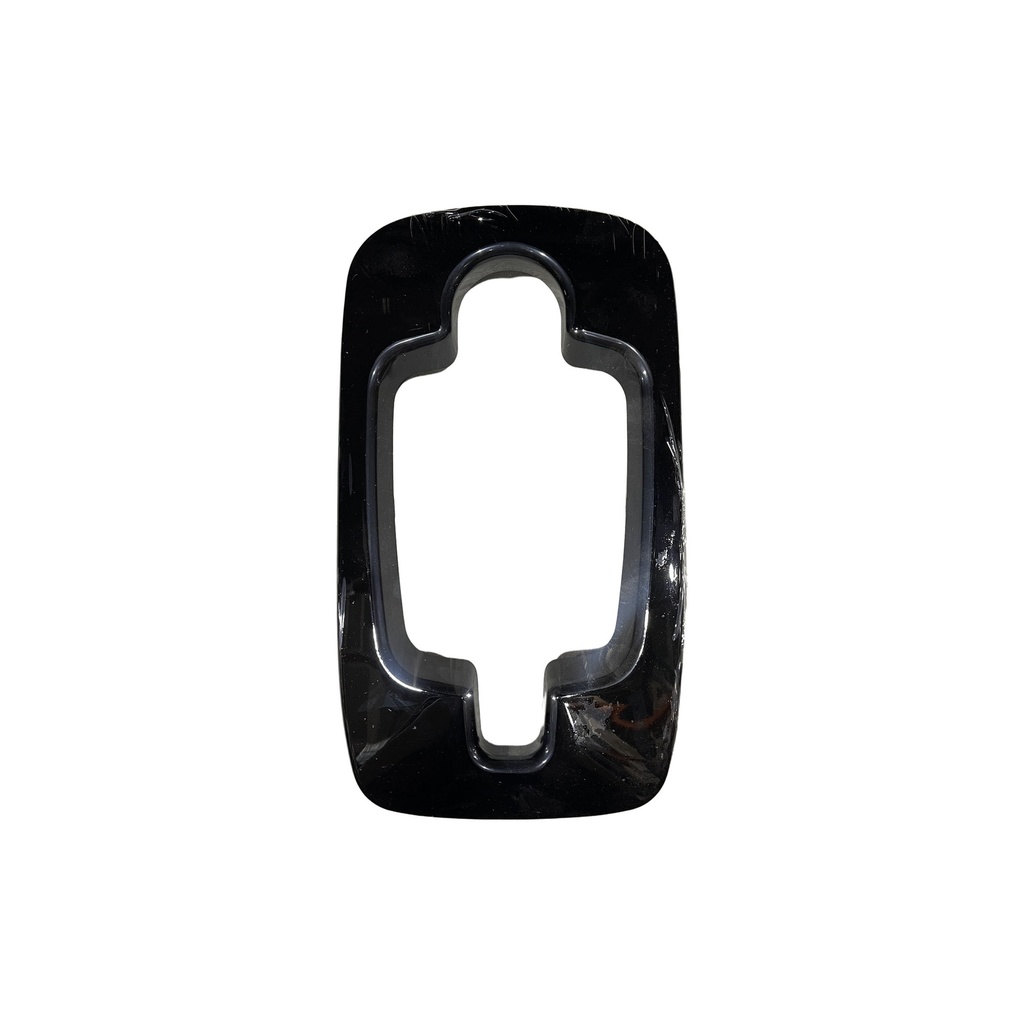 Exterior Door Handle Bezel LH IHC  HLK2569   3576483C1