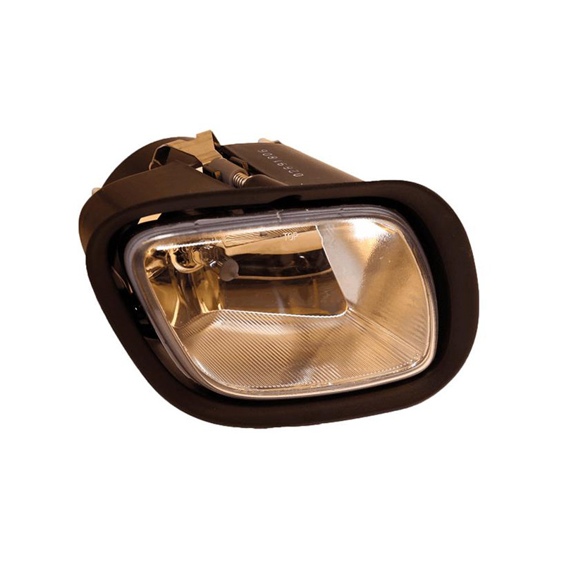 Freightliner Fog Lamp, RH S-22372  A06-51908-001