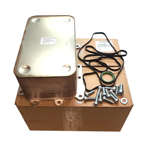 OEM PACCAR OIL COOLER-ENGINE 2146959PE+SEAL KIT 1643075PE, 1643076PE