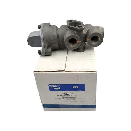 [09-1IZW-HWH1] BENDIX TP-3DC TRACTOR  VALVE - 065706